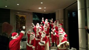 12/23(土・祝)に行いますサンタ事業の応募申込開始につきまして。